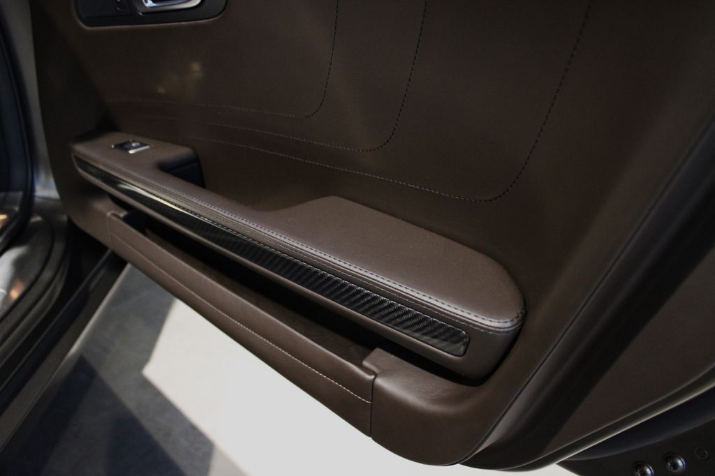 Mercedes-Benz SLS AMG 2011