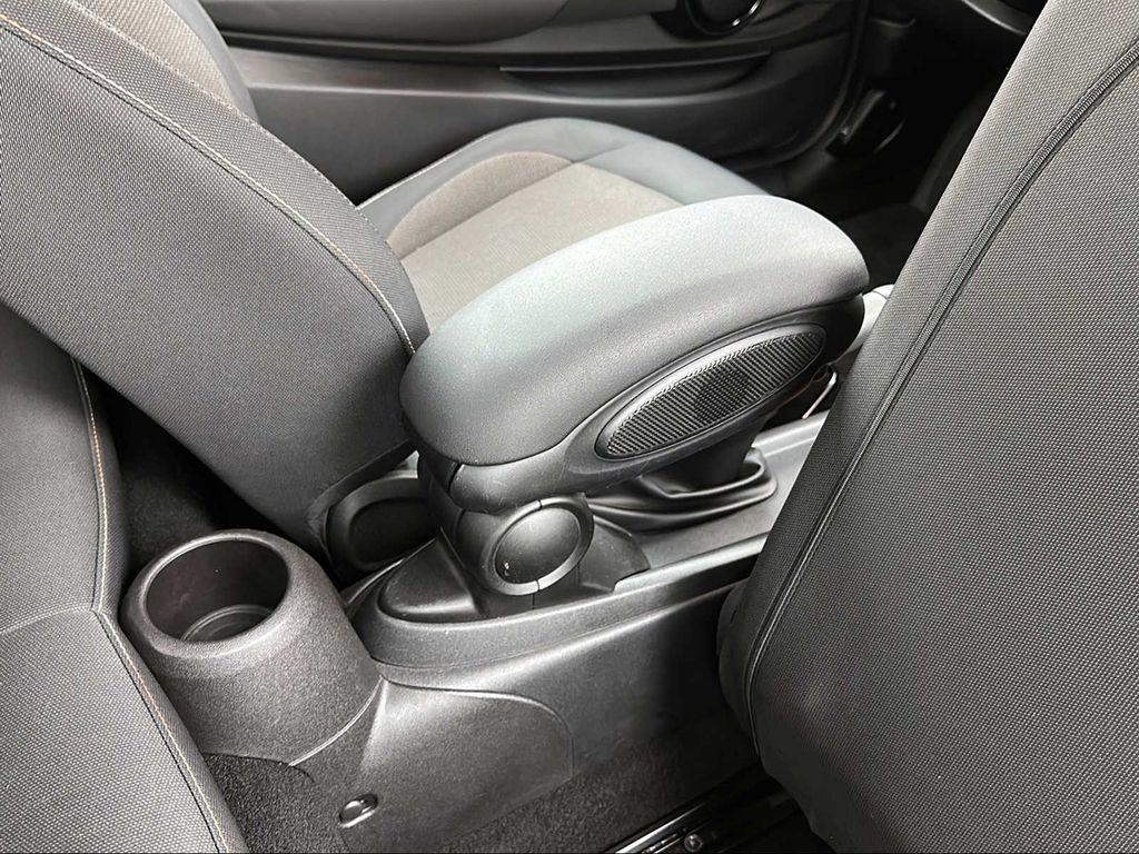 MINI One Cabrio 2022