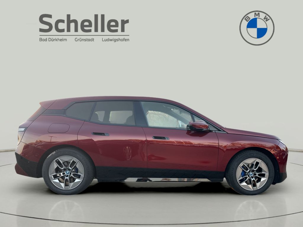 BMW iX 2022
