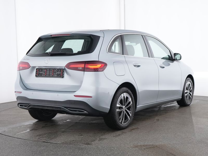 Mercedes-Benz B 250 2025