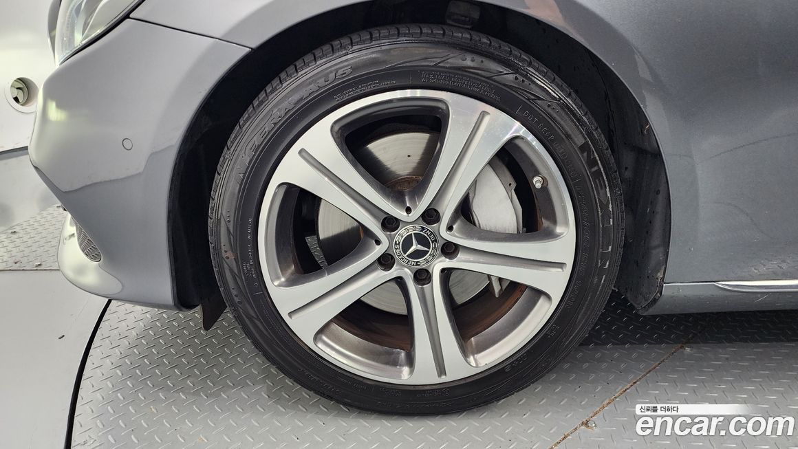 Mercedes-Benz E-Class 2018