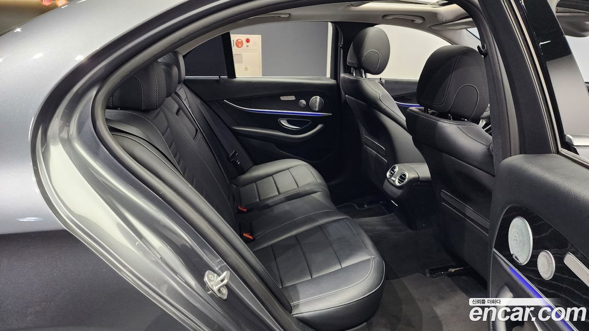 Mercedes-Benz E-Class 2018