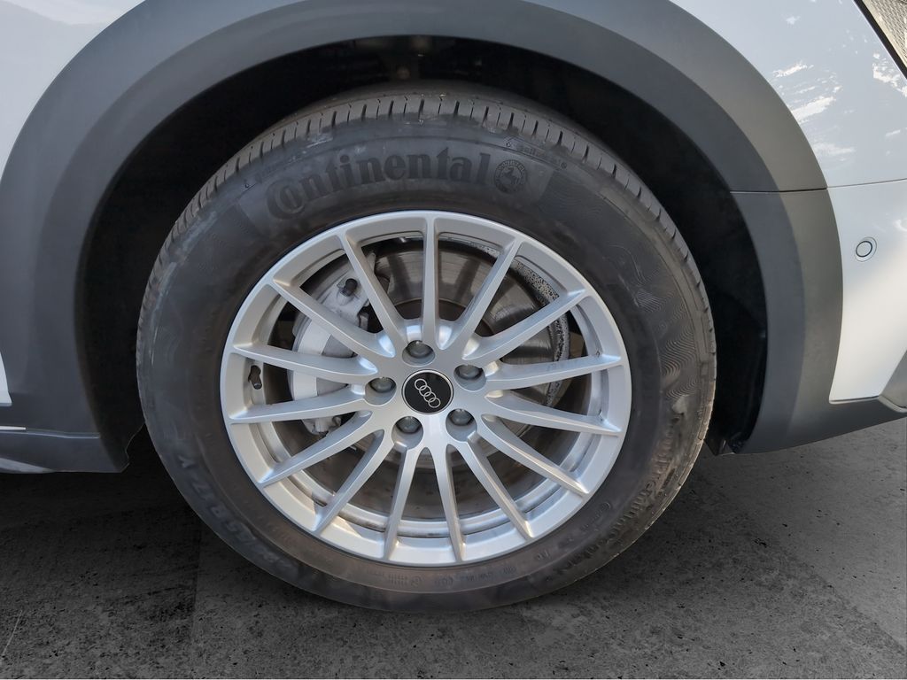 Audi A4 Allroad 2023