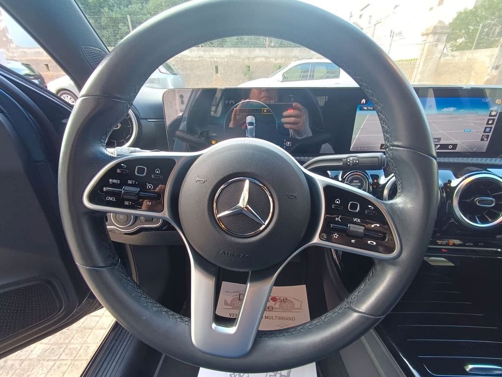 Mercedes-Benz A 180 2021