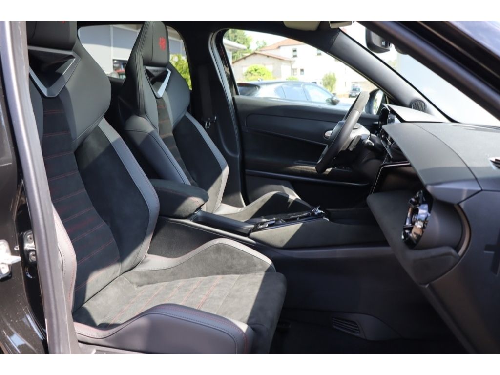 Alfa Romeo Junior 2025