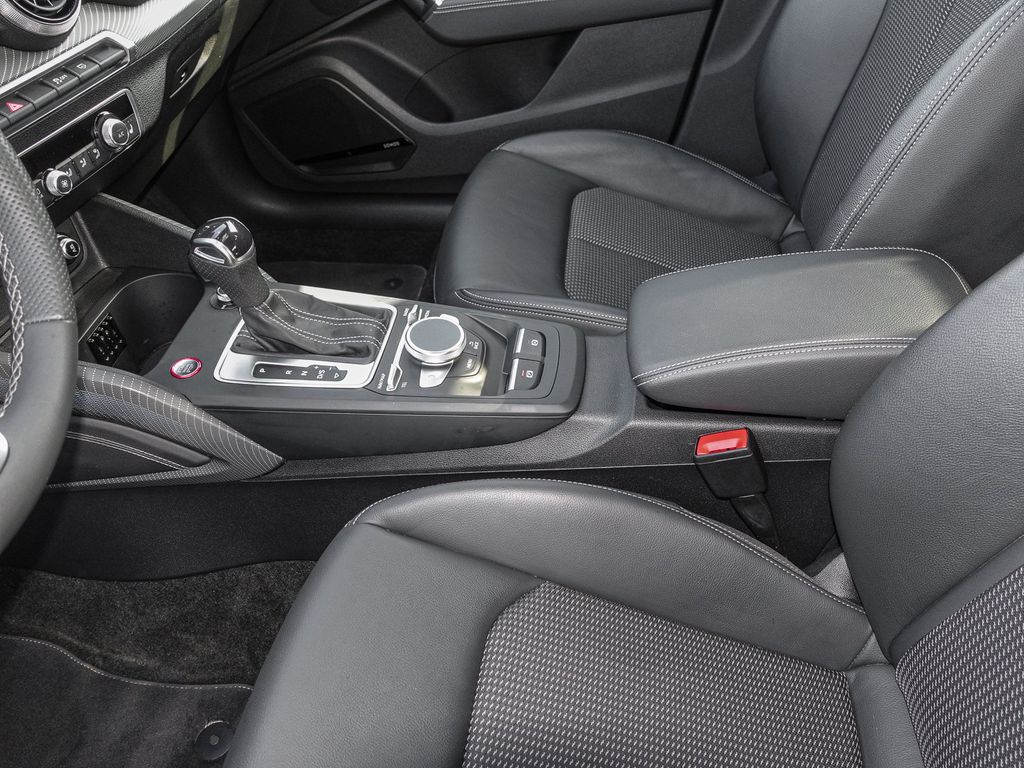 Audi SQ2 2022