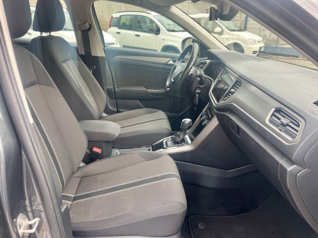 Volkswagen T-Roc 2021