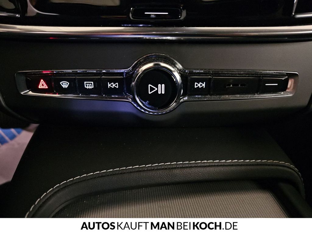 Volvo V90 2022
