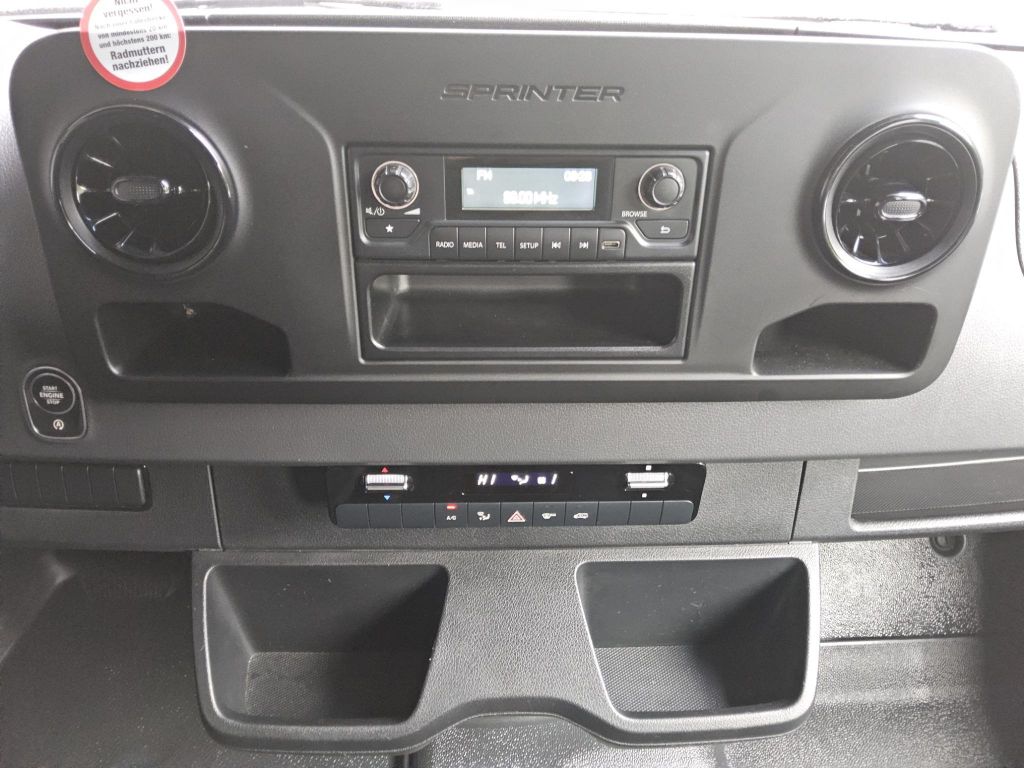 Mercedes-Benz Sprinter 2021
