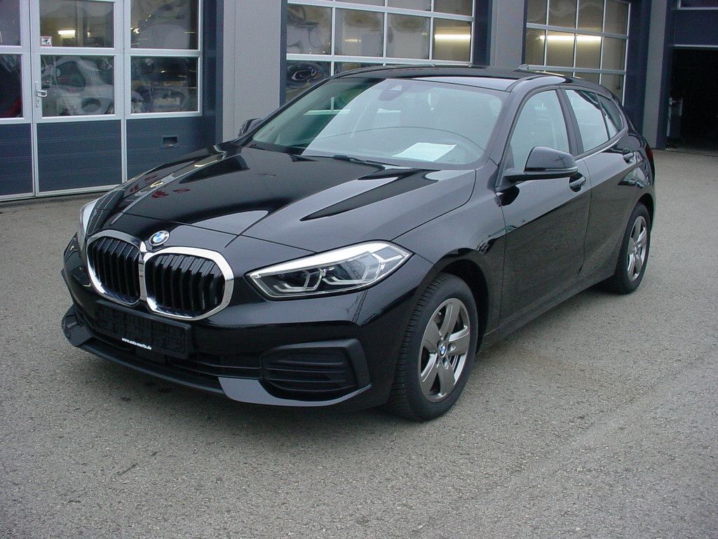 BMW 118 2022