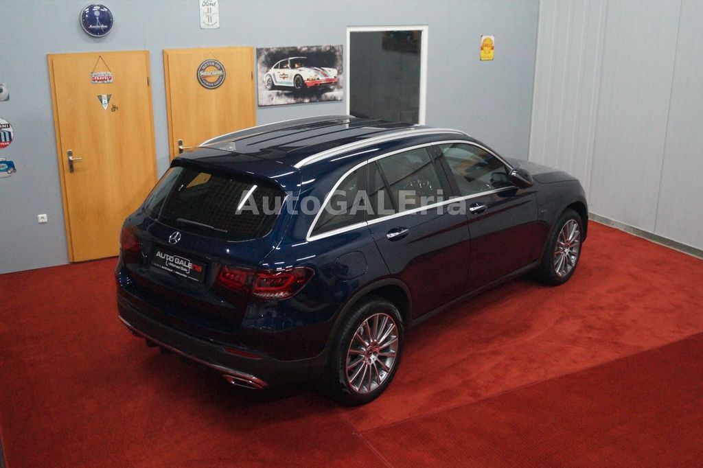 Mercedes-Benz GLC 300 2021