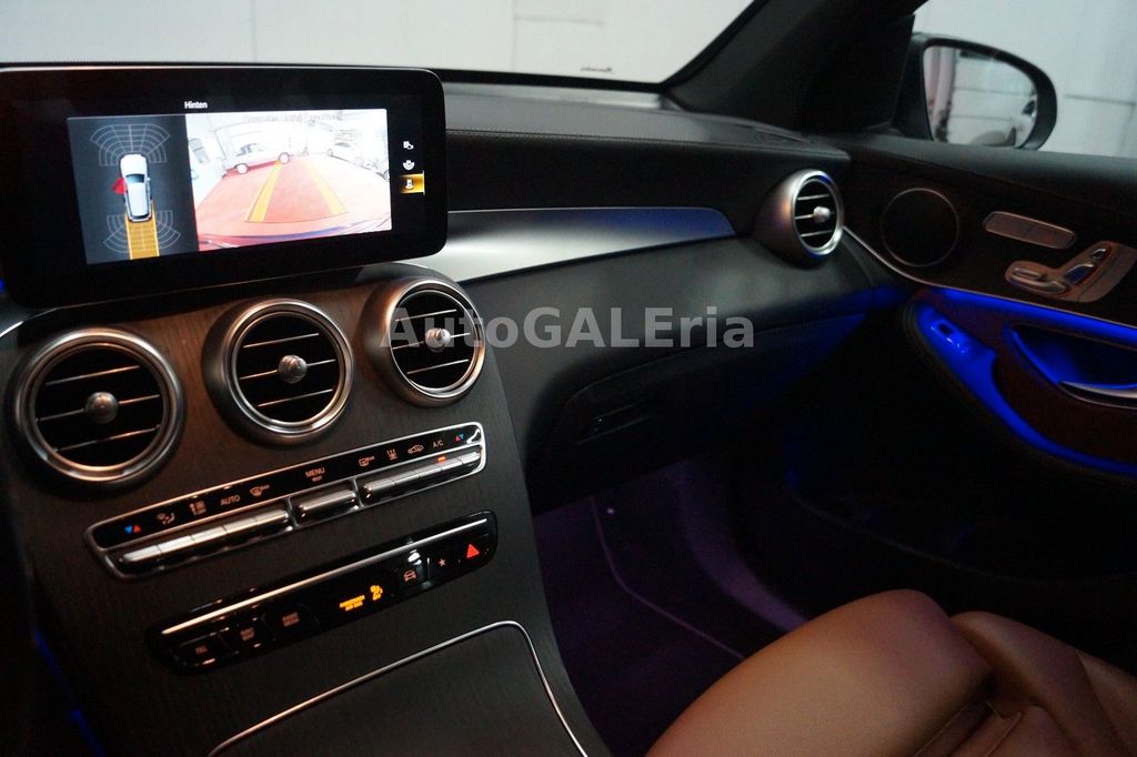 Mercedes-Benz GLC 300 2021