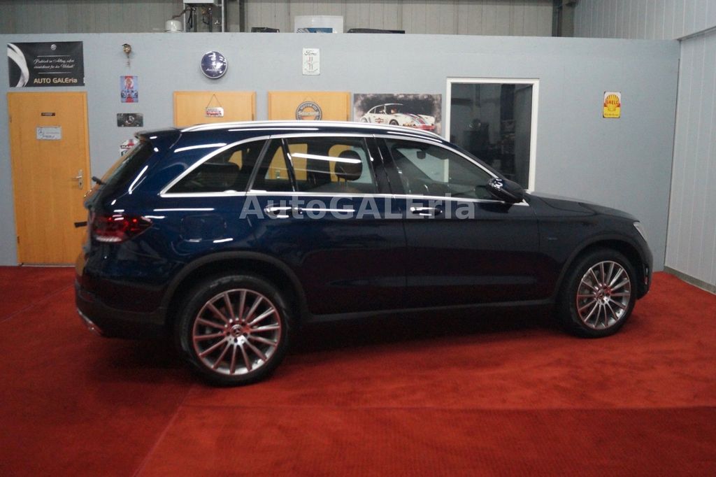 Mercedes-Benz GLC 300 2021
