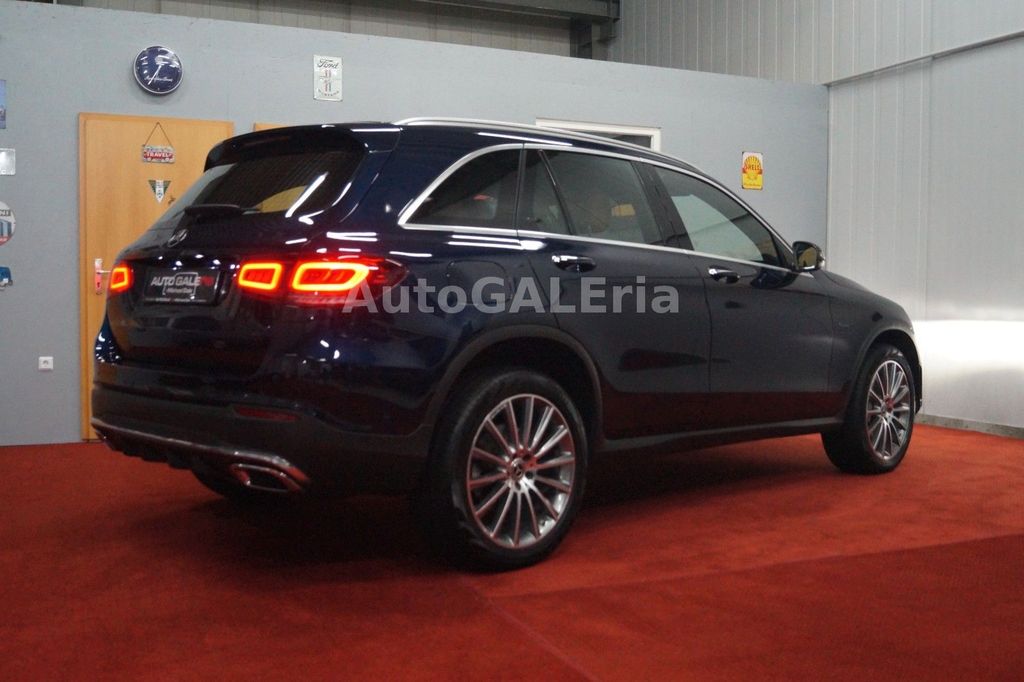Mercedes-Benz GLC 300 2021