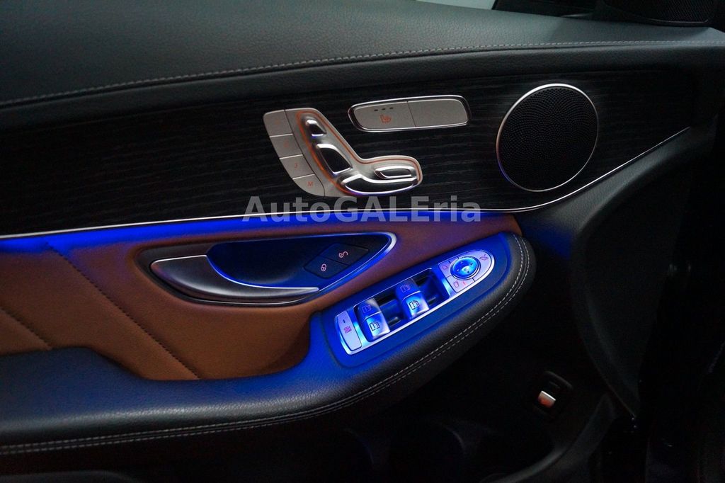 Mercedes-Benz GLC 300 2021