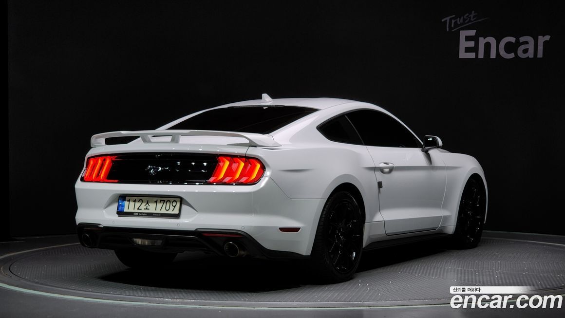 Ford Mustang 2021