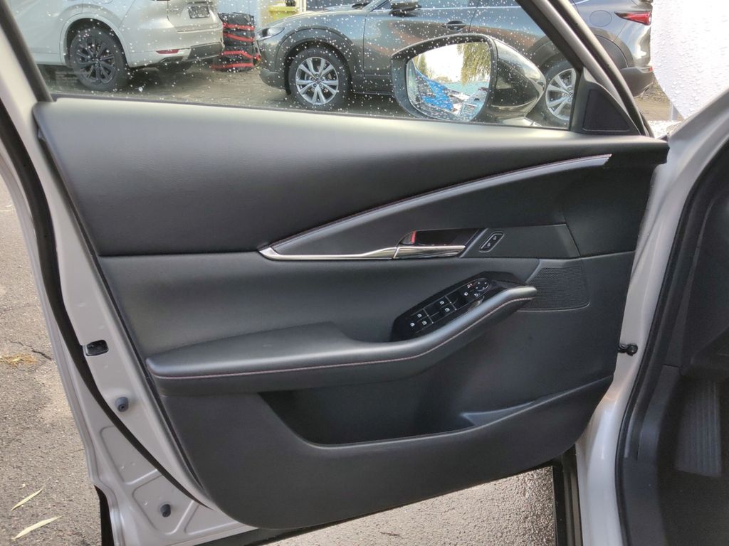 Mazda CX-30 2023