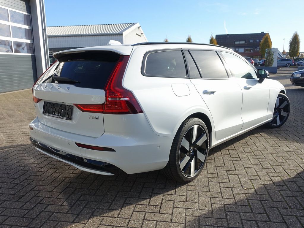 Volvo V60 2025