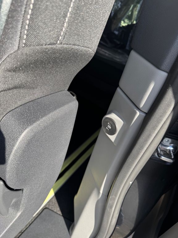 Ford Tourneo Custom 2025