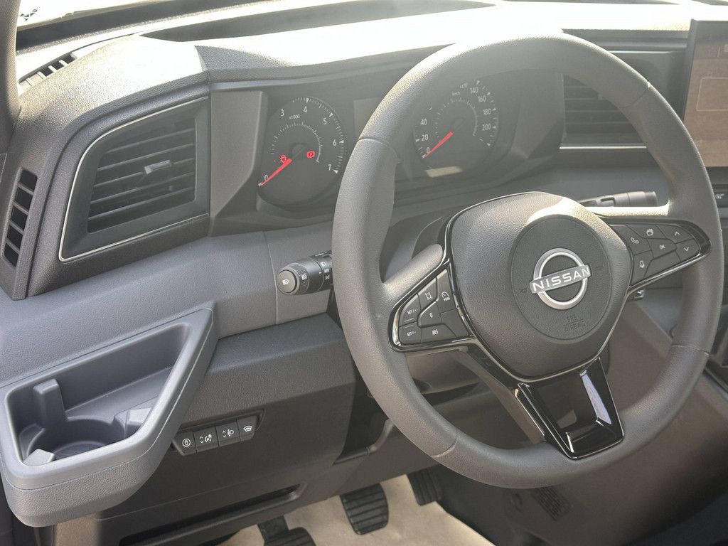 Nissan Interstar