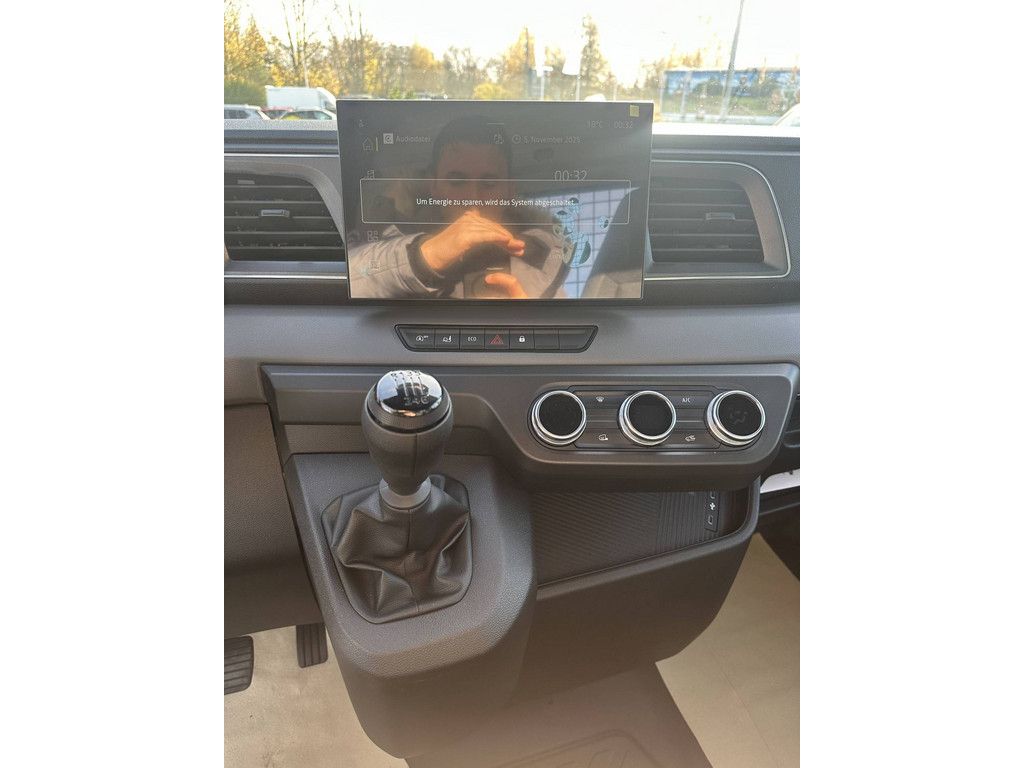 Nissan Interstar
