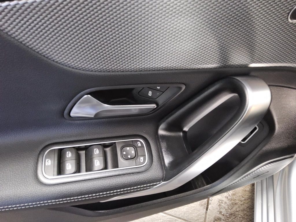 Mercedes-Benz A 200 2020