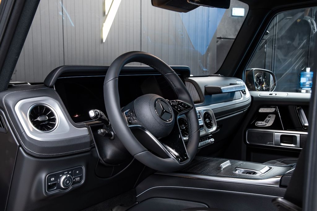 Mercedes-Benz G 450 2025