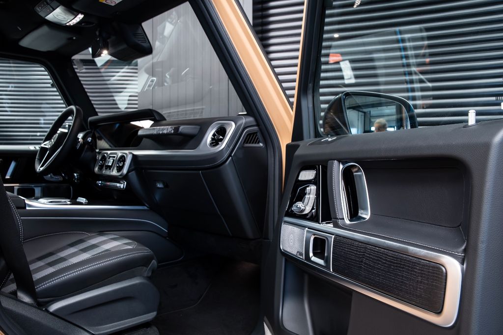 Mercedes-Benz G 450 2025