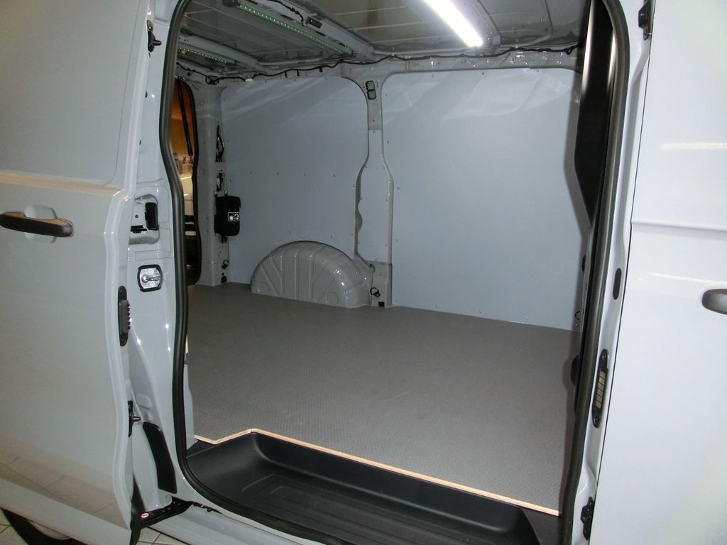 Volkswagen T7 Transporter 2025