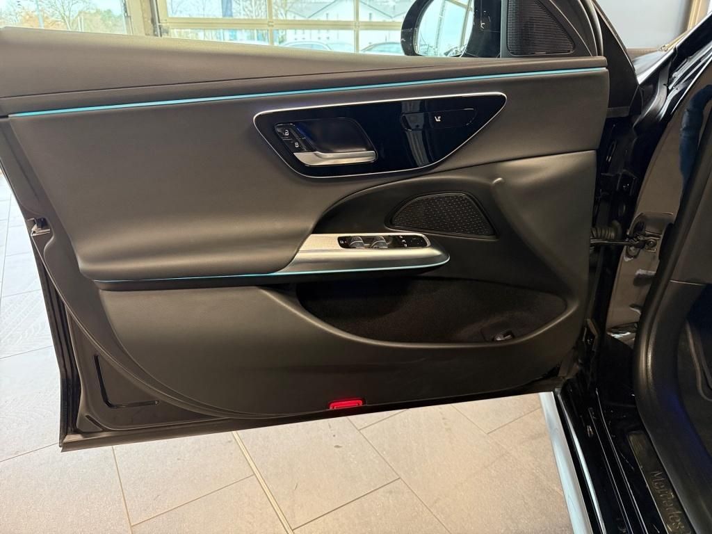 Mercedes-Benz E 300 2024