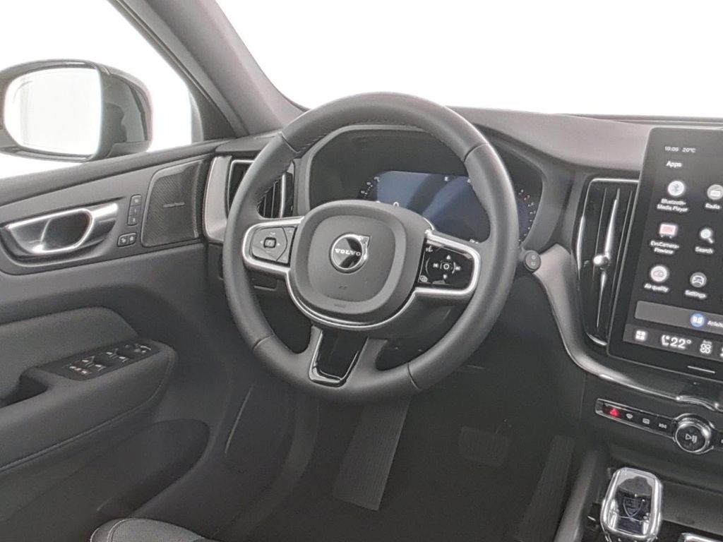 Volvo XC60 2025