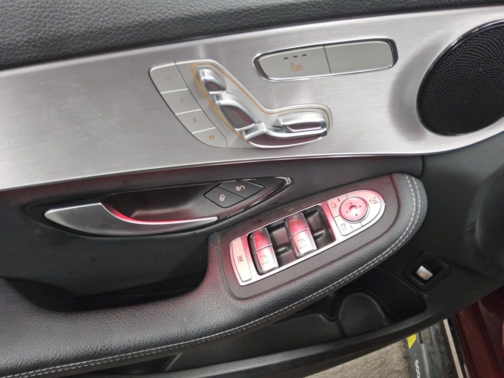 Mercedes-Benz C 300 2020