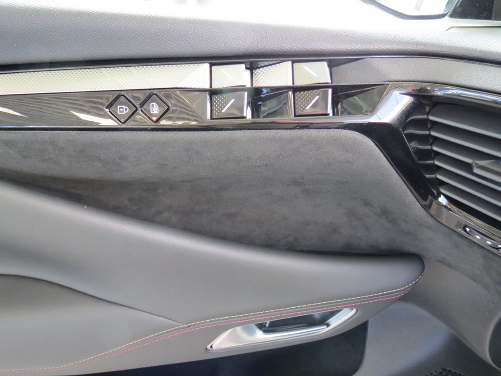 DS Automobiles DS4 2024