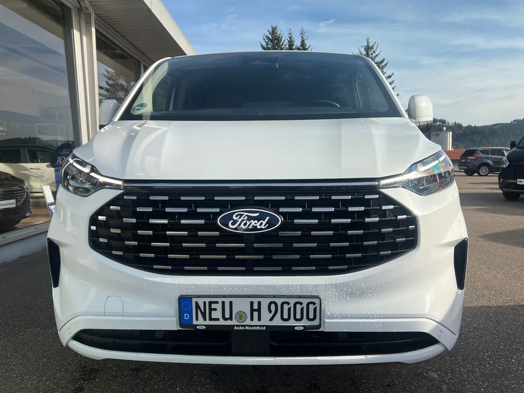 Ford Tourneo Custom 2025