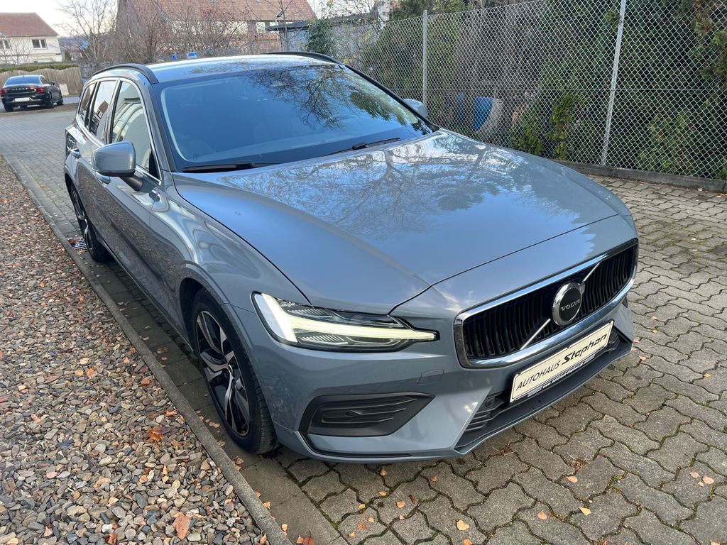Volvo V60 2022