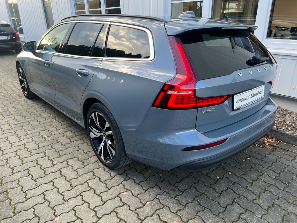 Volvo V60 2022