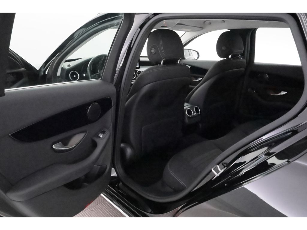 Mercedes-Benz C 220 2021