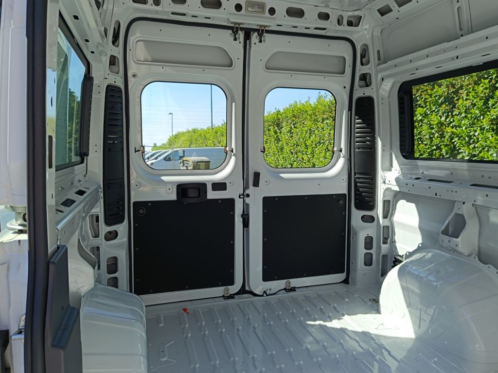 Opel Movano 2025