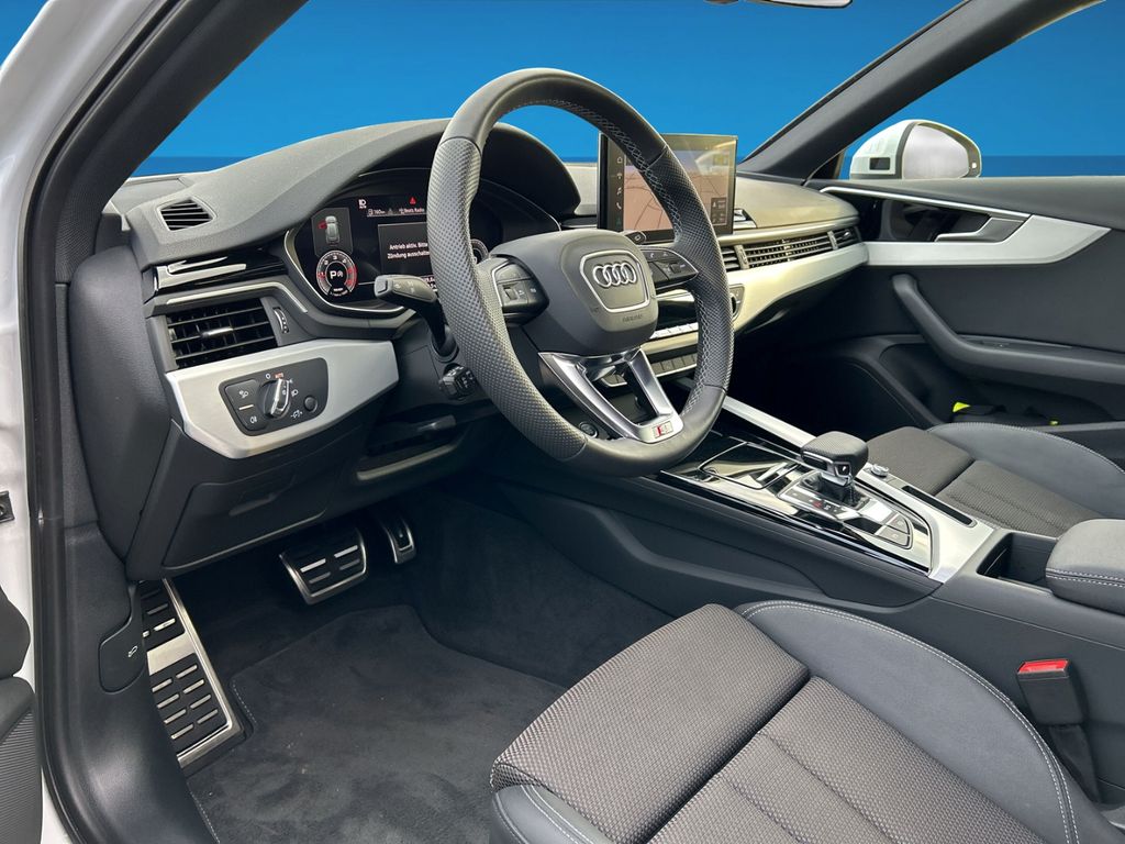 Audi A4 2024