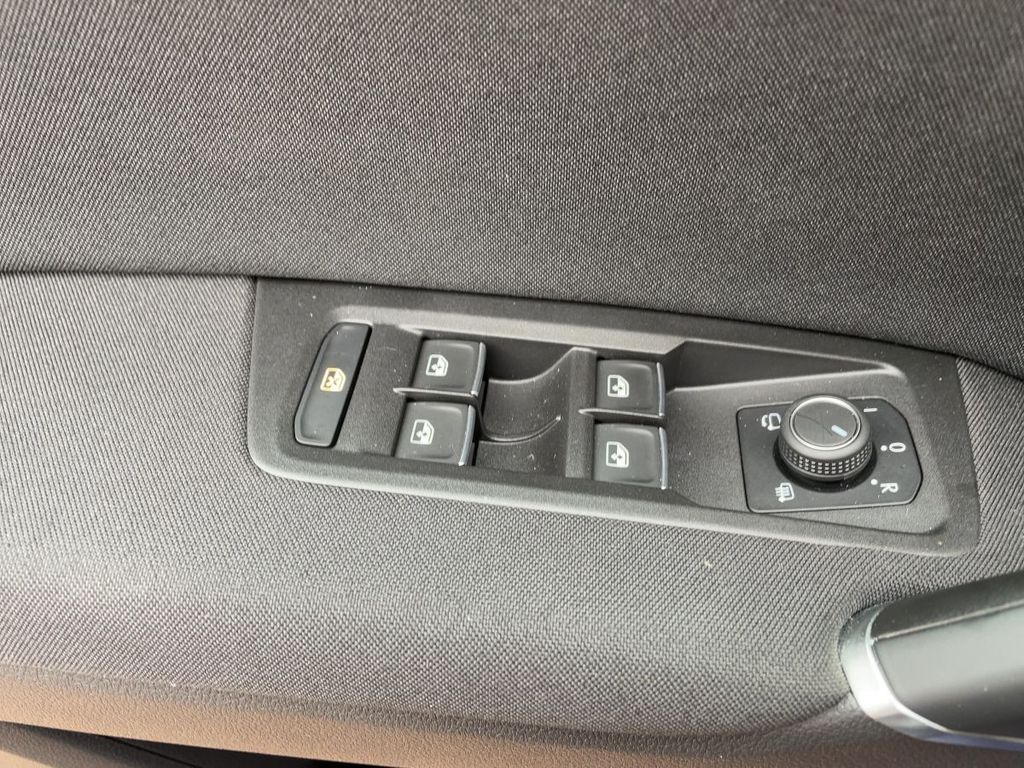 Volkswagen Touran 2023