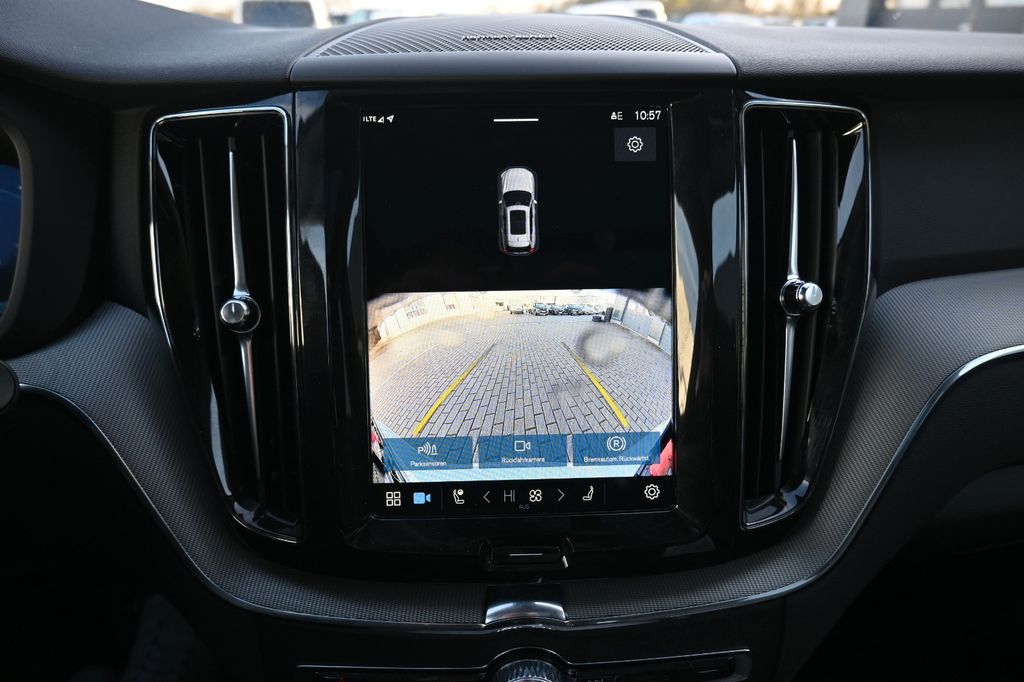 Volvo XC60 2025