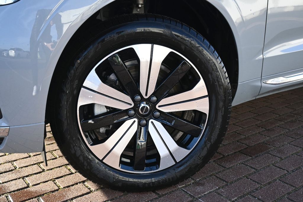 Volvo XC60 2025