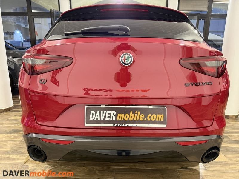 Alfa Romeo Stelvio 2022