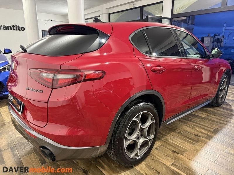 Alfa Romeo Stelvio 2022