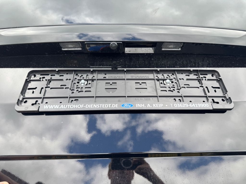 Ford Tourneo Custom 2025