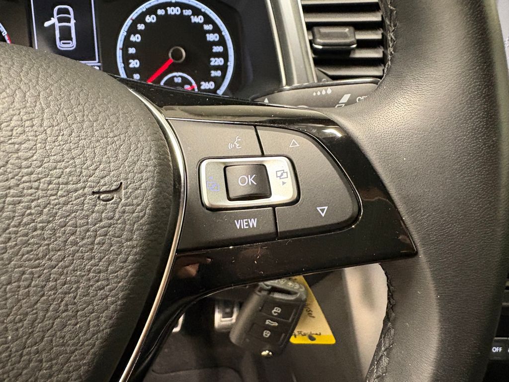 Volkswagen T-Roc 2021