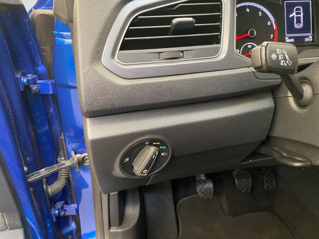 Volkswagen T-Roc 2021