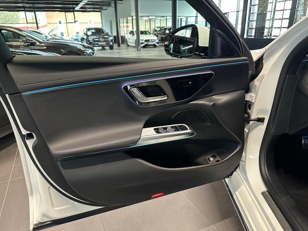 Mercedes-Benz E 300 2024