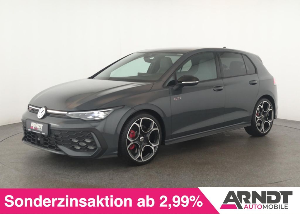 Volkswagen Golf 2025