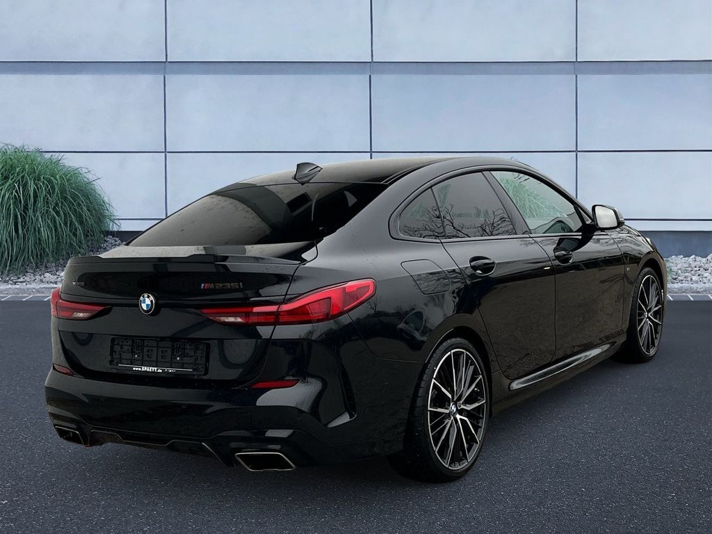 BMW M235 2022